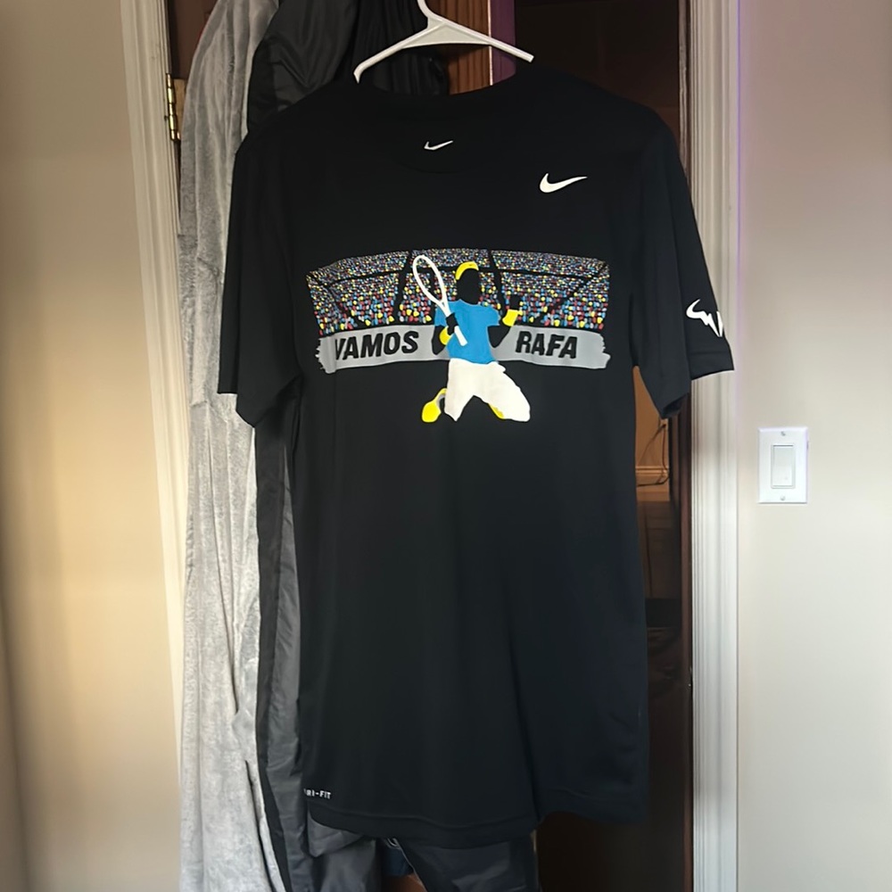 Nike Tennis short sleeve tee